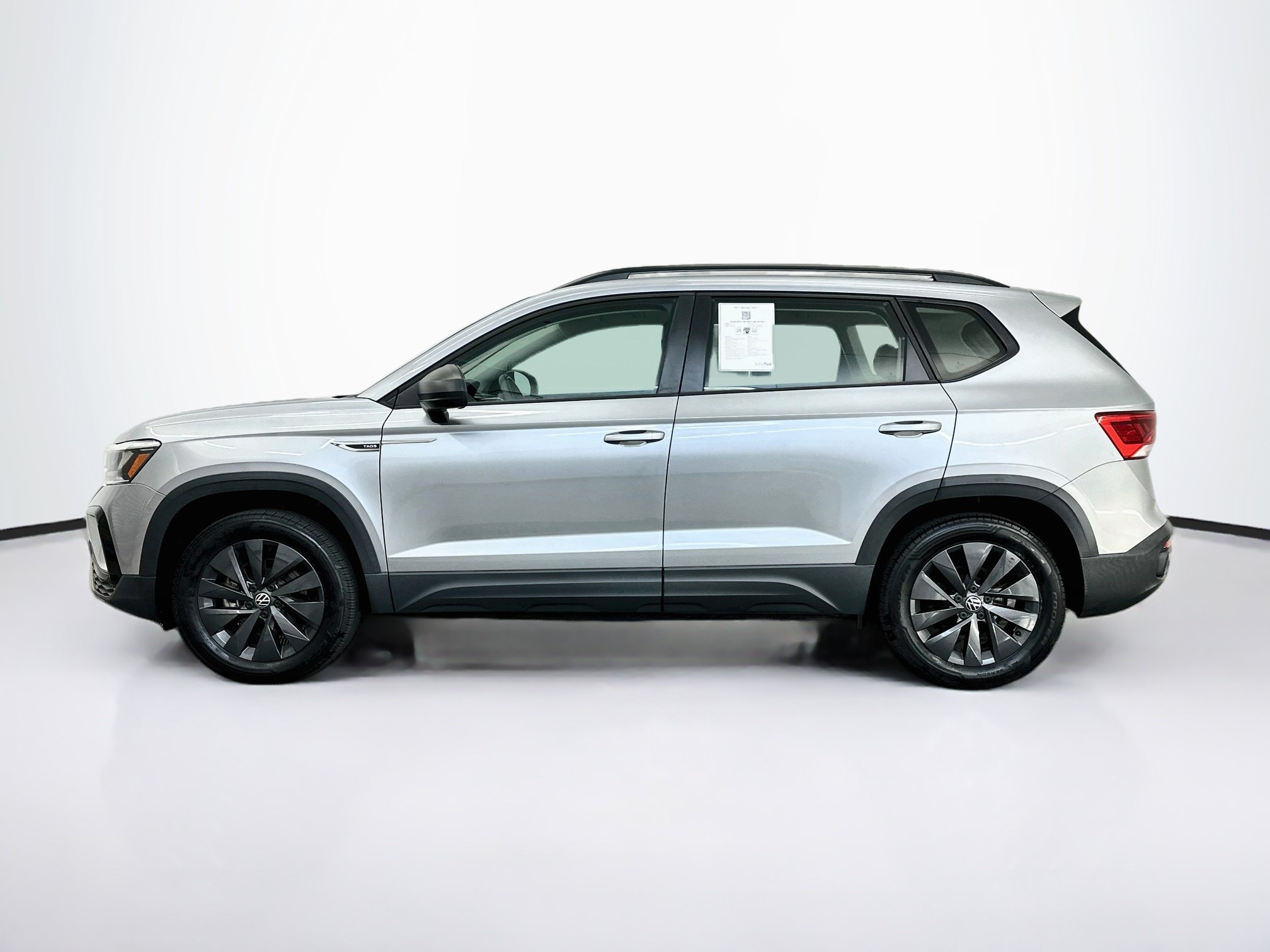 Used 2022 Volkswagen Taos S AWD/4WD image 4