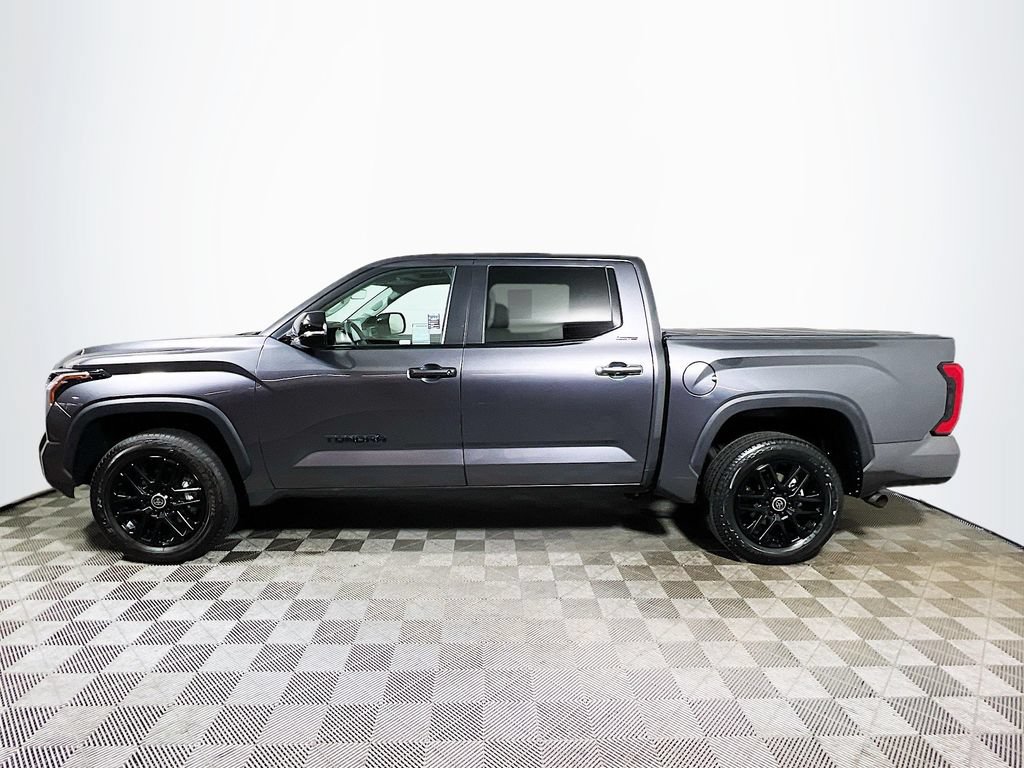 Used 2024 Toyota Tundra Limited AWD/4WD image 4