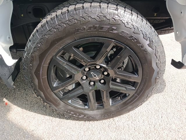Used 2025 Chevrolet Silverado 1500 Custom RWD image 58
