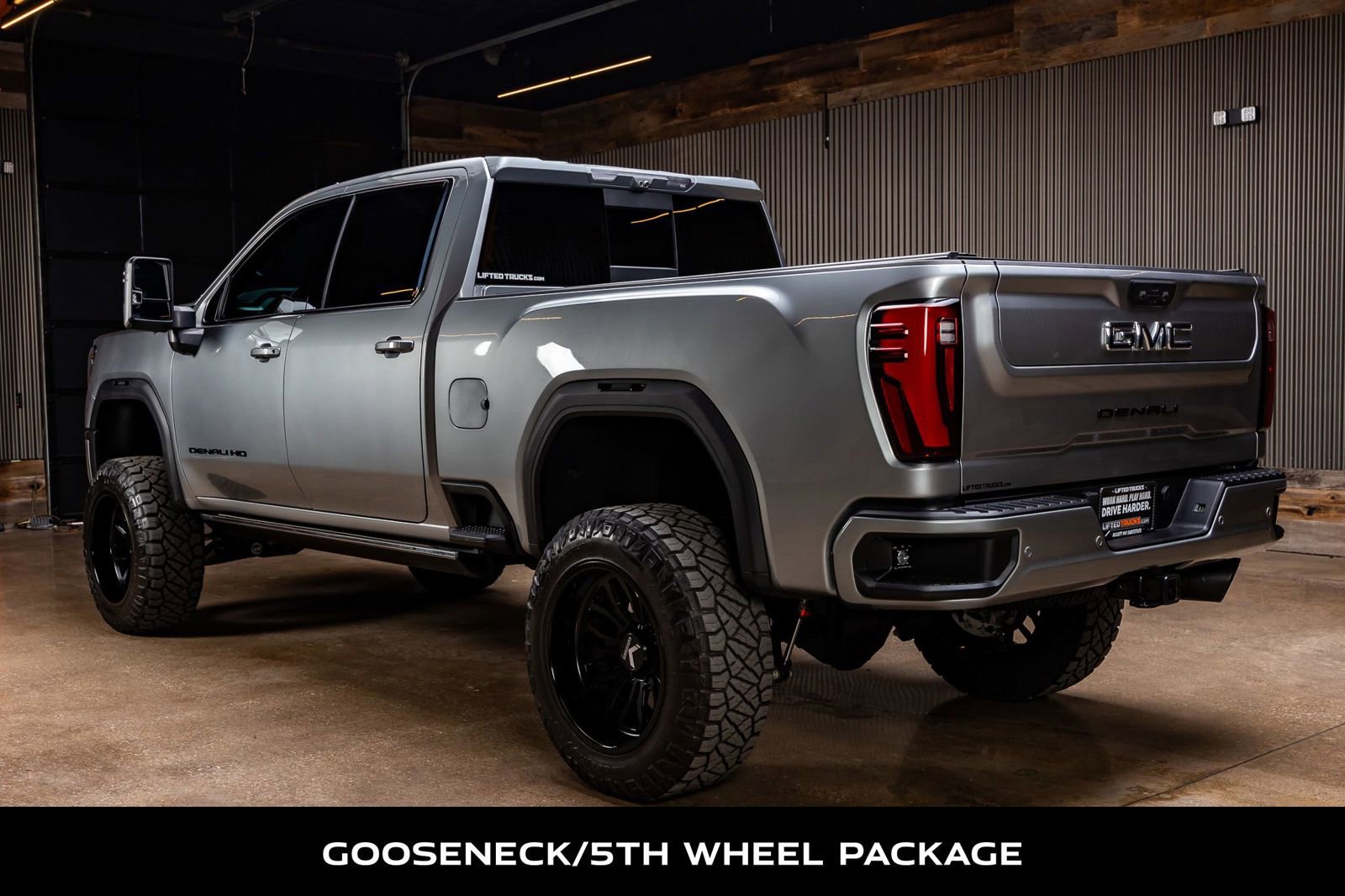 Used 2025 GMC Sierra 2500 Denali Ultimate image 6