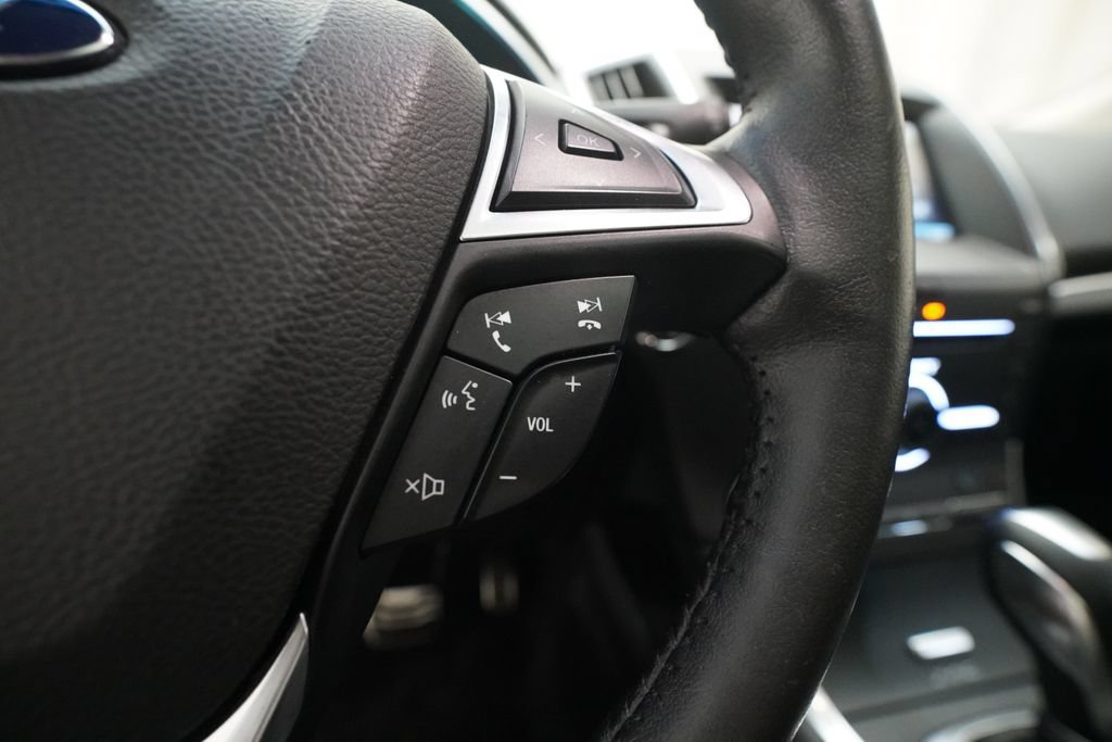 Used 2015 Ford Edge Sport w/ Equipment Group 401A AWD/4WD image 21