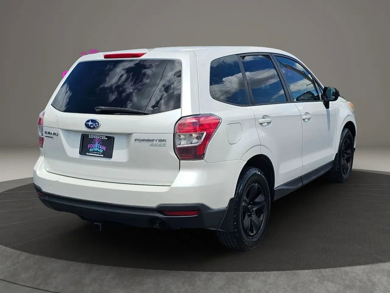 Used 2014 Subaru Forester 2.5i AWD/4WD image 5