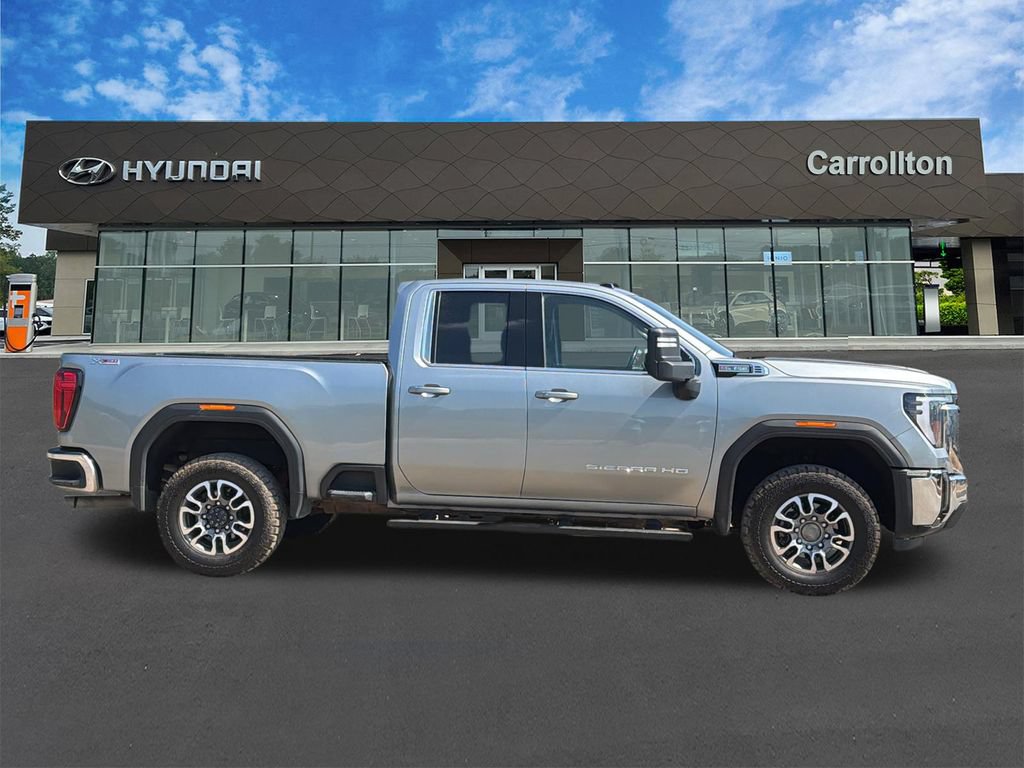 Used 2024 GMC Sierra 2500 SLE AWD/4WD image 4