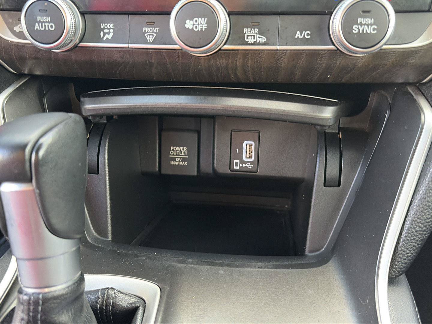 Used 2018 Honda Accord EX-L image 10