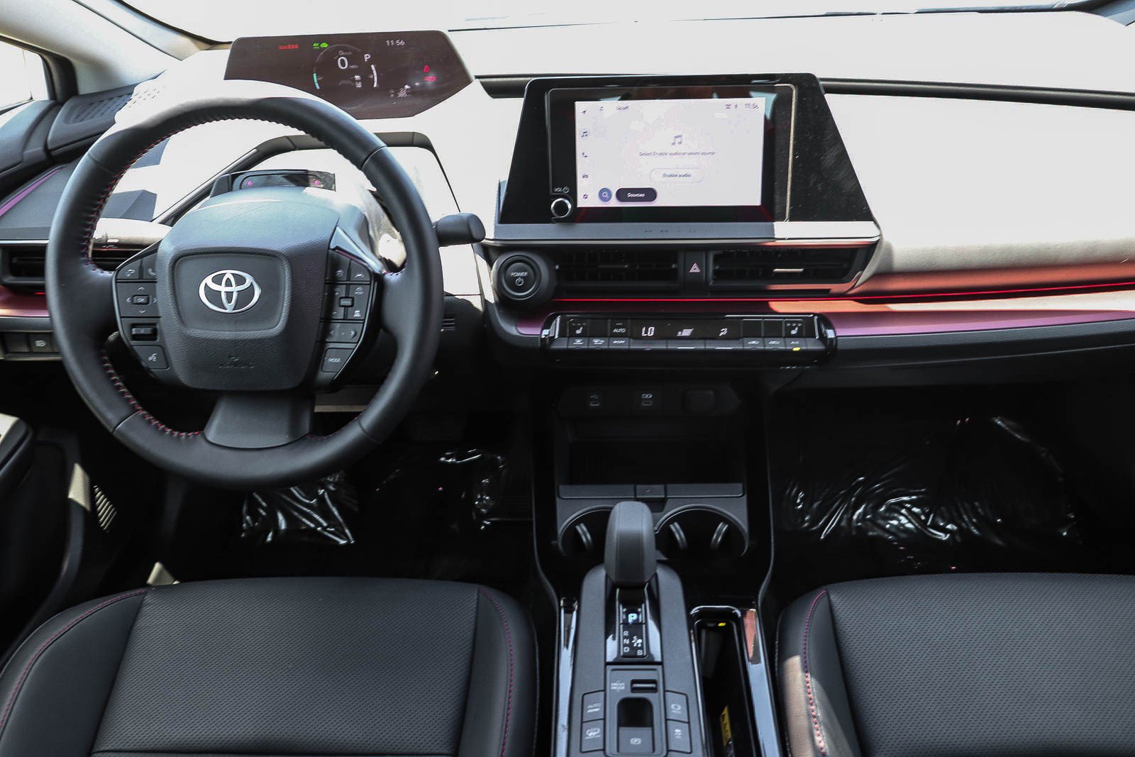 Certified 2025 Toyota Prius Plug-In Hybrid FWD image 12
