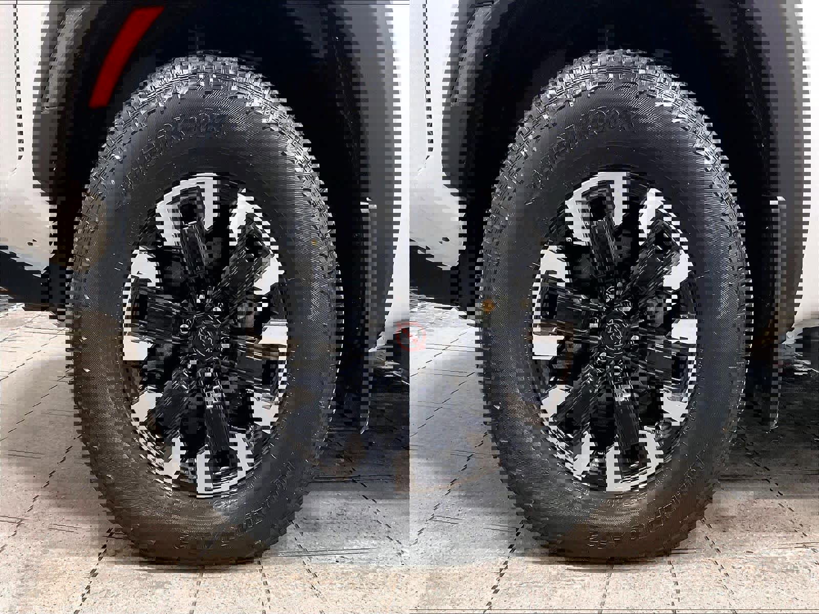 Used 2023 Nissan Frontier PRO-4X w/ Tow Package image 7