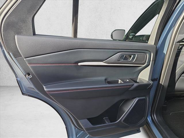 New 2026 Ford Explorer ST-Line w/ ST-Line Street Pack image 13