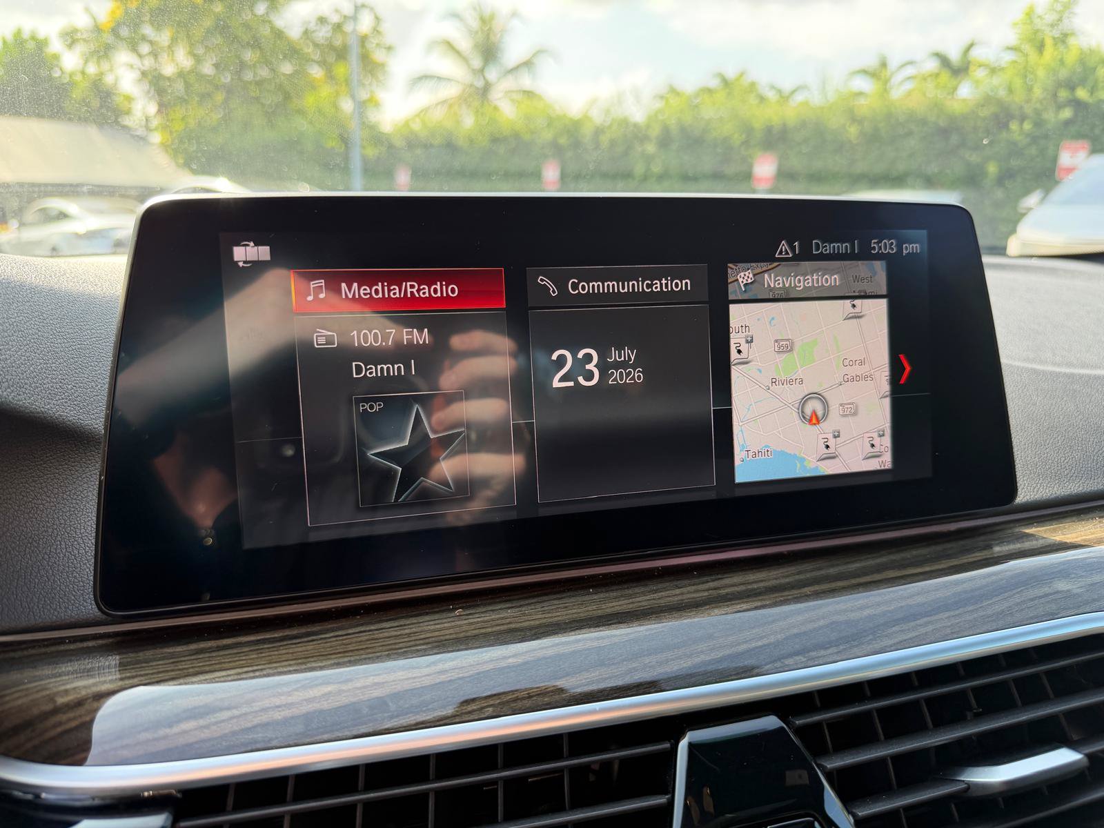 Used 2019 BMW 530e RWD image 31