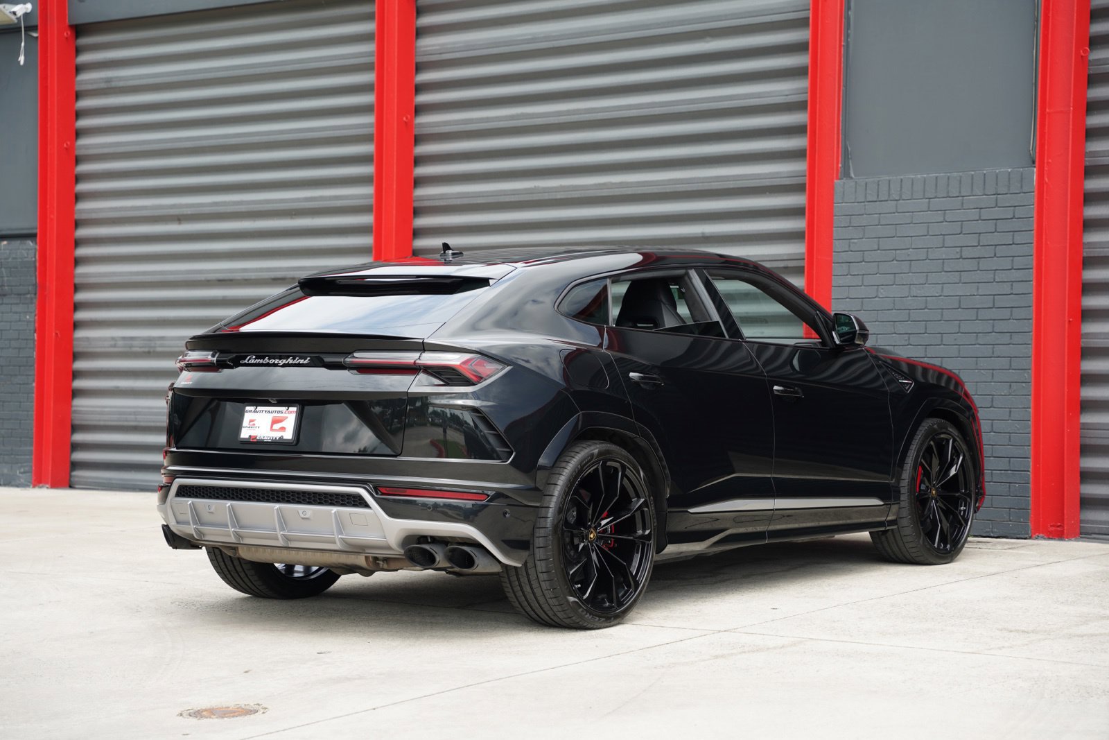 Used 2019 Lamborghini Urus AWD/4WD image 8