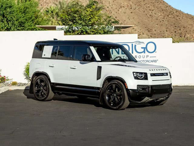 Used 2023 Land Rover Defender 110 V8 AWD/4WD image 4