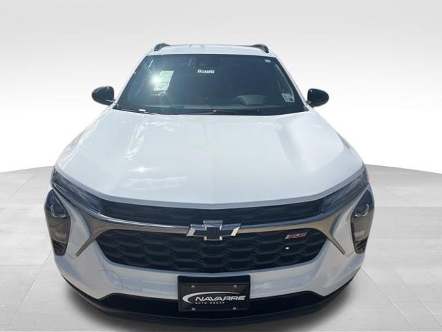 New 2026 Chevrolet Trax RS w/ Driver Confidence Package FWD image 3