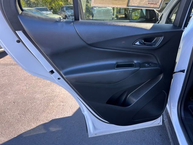 Used 2023 Chevrolet Equinox LT w/ LPO, Floor Liner Package image 13