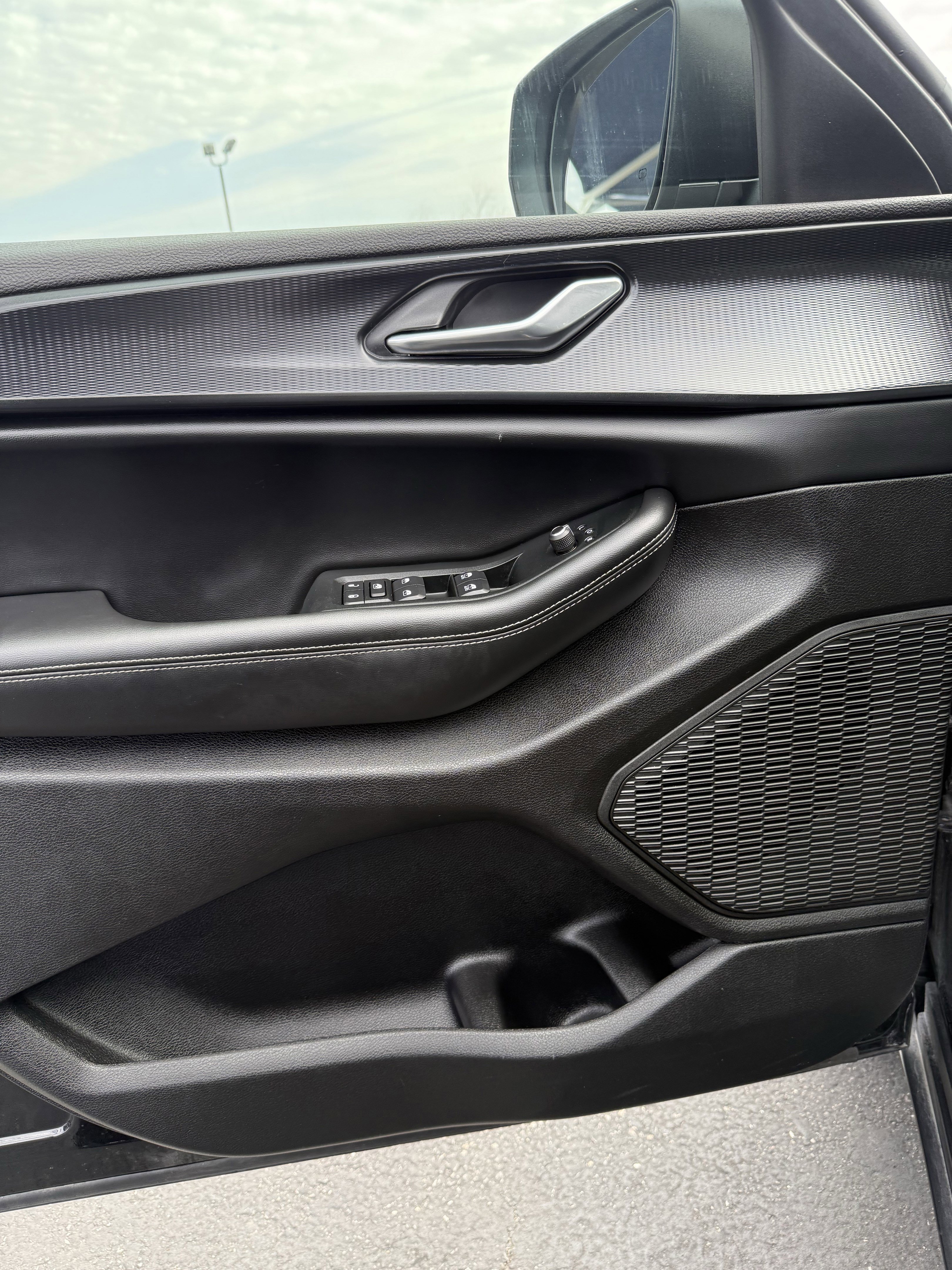 Used 2024 Jeep Grand Cherokee L Laredo image 18