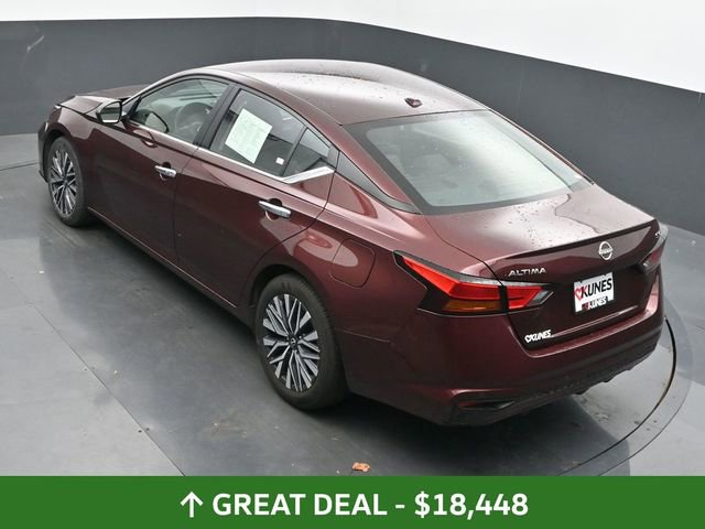 Used 2024 Nissan Altima 2.5 SV image 41