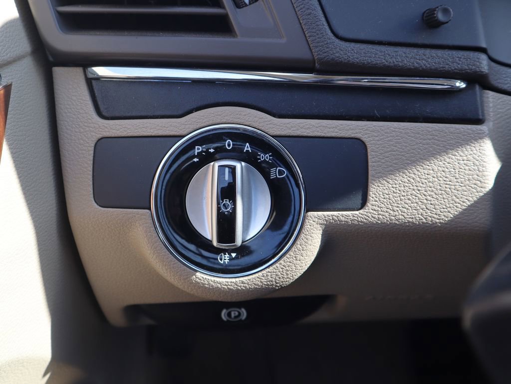 Used 2010 Mercedes-Benz E 350 Coupe image 25