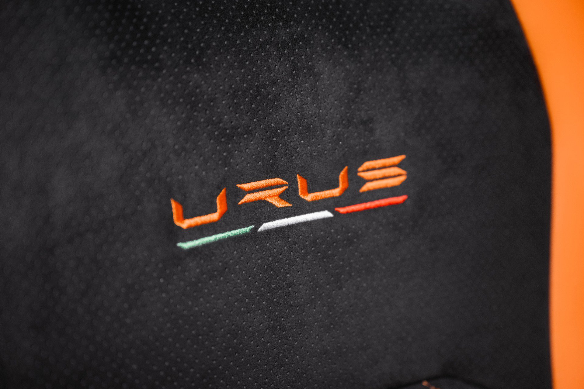 Used 2022 Lamborghini Urus image 50