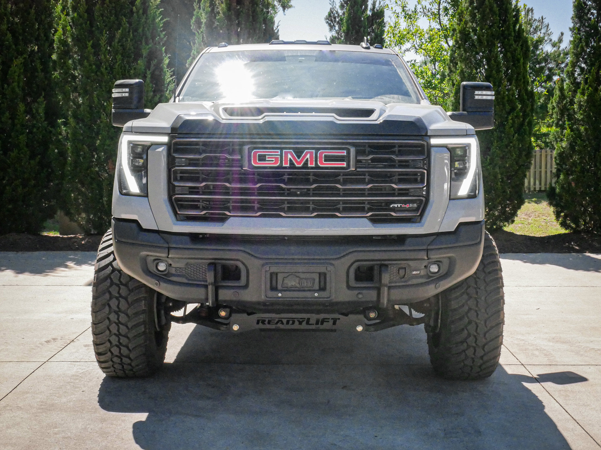 Used 2025 GMC Sierra 2500 AT4X w/ AT4X AEV Edition AWD/4WD image 3