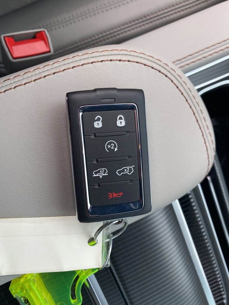 New 2026 Jeep Grand Wagoneer Summit image 47