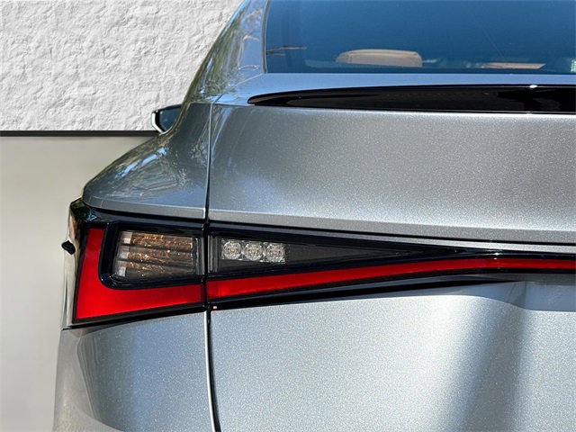 Used 2025 Lexus IS 350 F Sport image 10