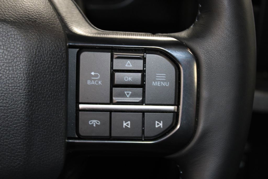 Certified 2025 Ford F350 Platinum image 39