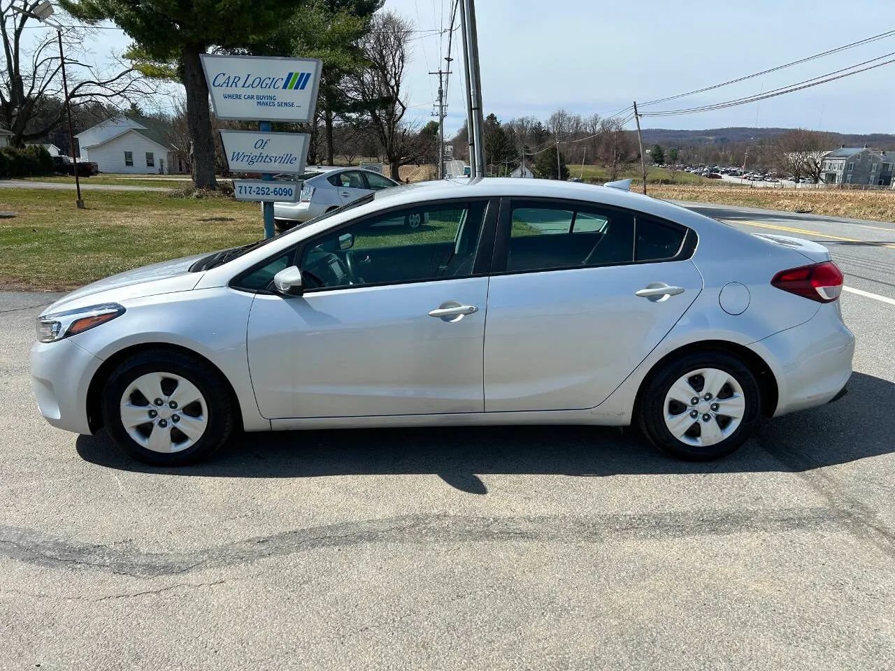 Used 2018 Kia Forte LX w/ LX Popular Package FWD image 7