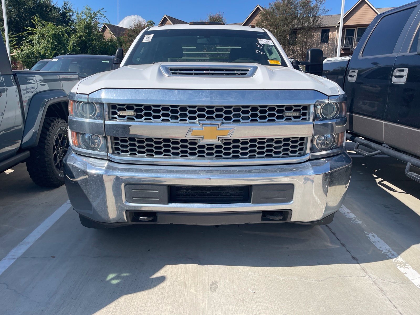 Used 2019 Chevrolet Silverado 3500 W/T AWD/4WD image 2