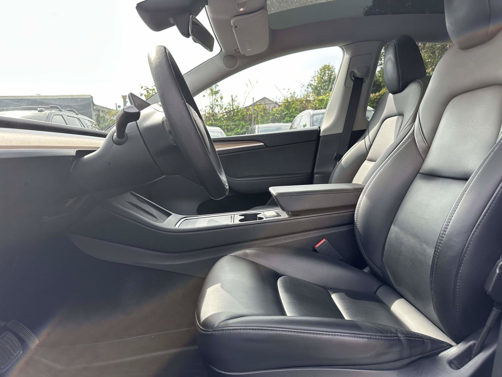 Used 2023 Tesla Model Y Long Range AWD/4WD image 15