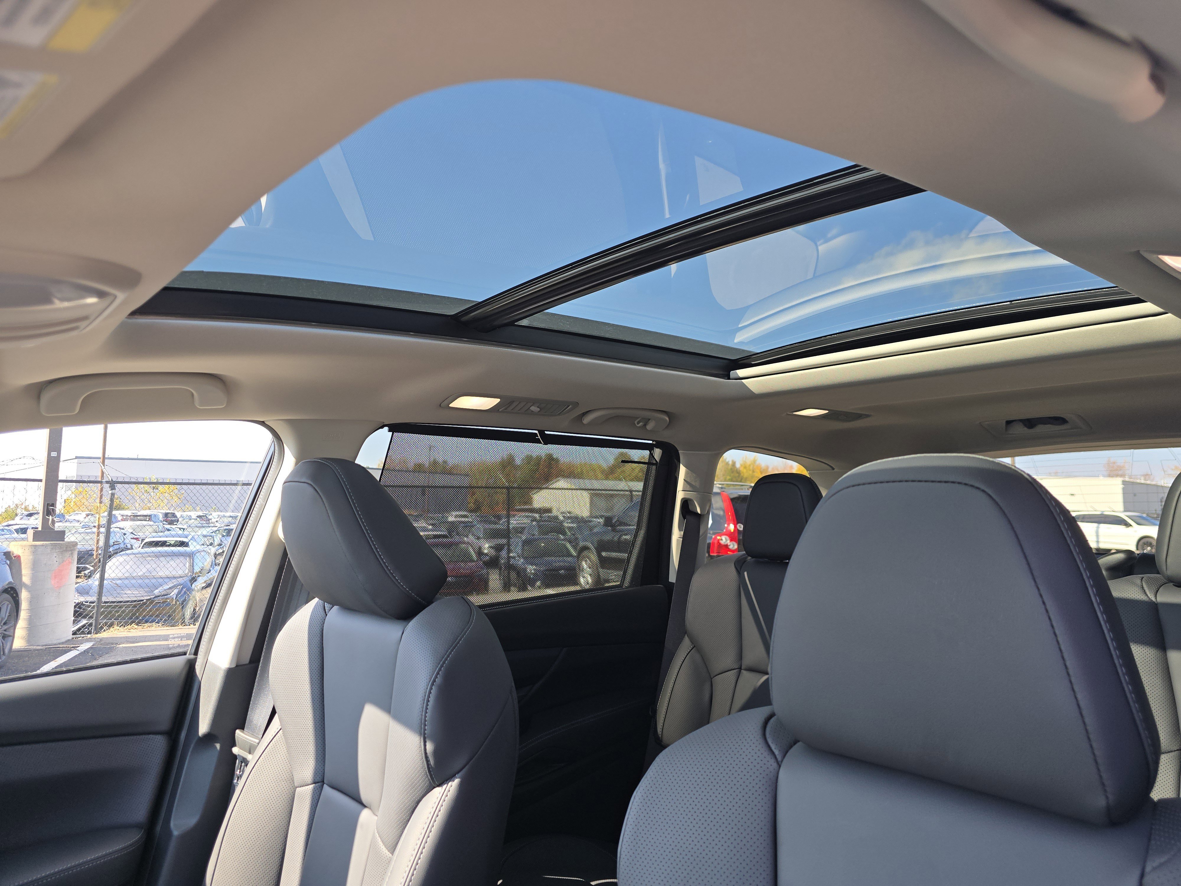 New 2025 Subaru Ascent Limited image 9