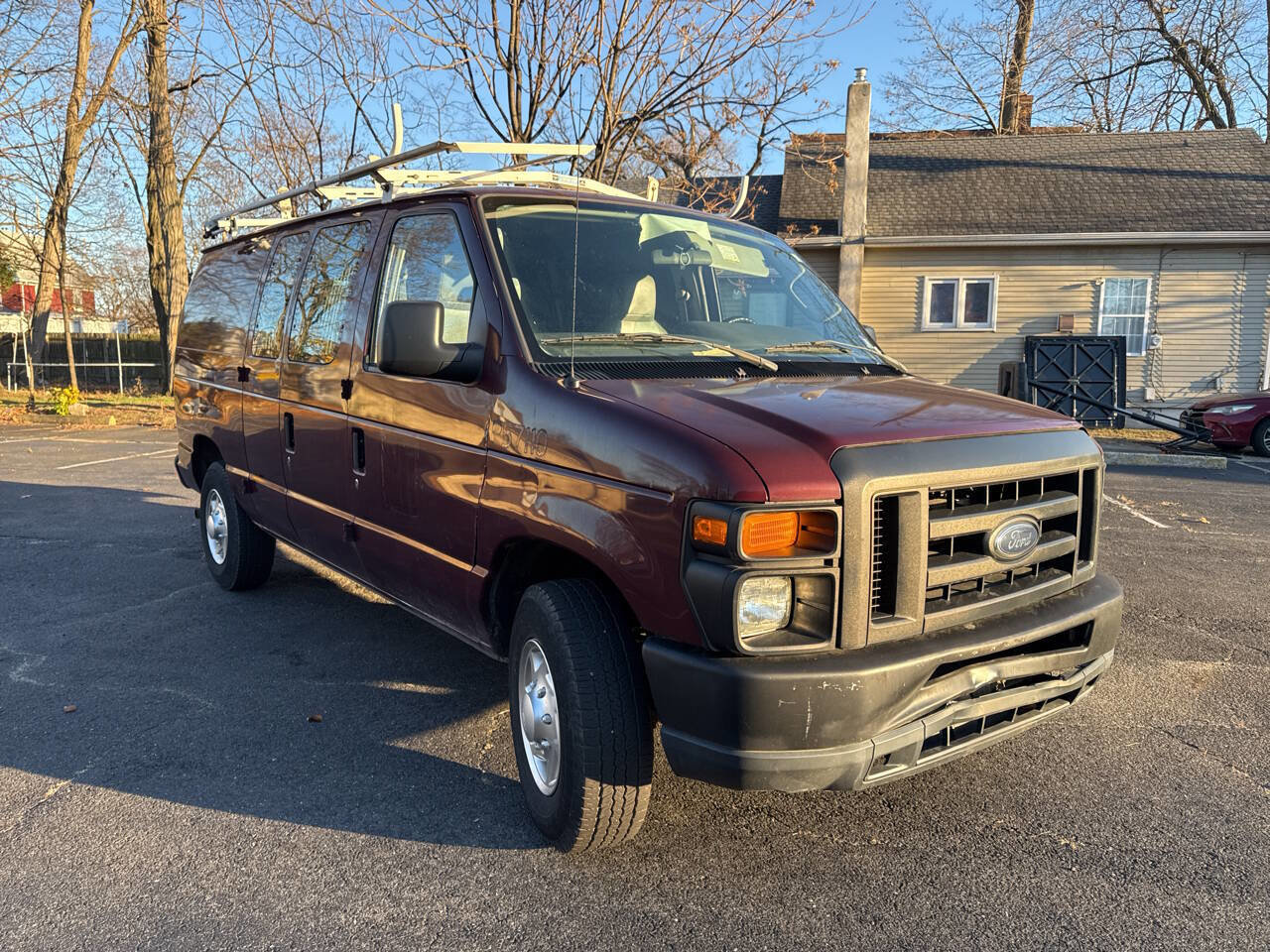 Used 2010 Ford E-250 and Econoline 250 image 4