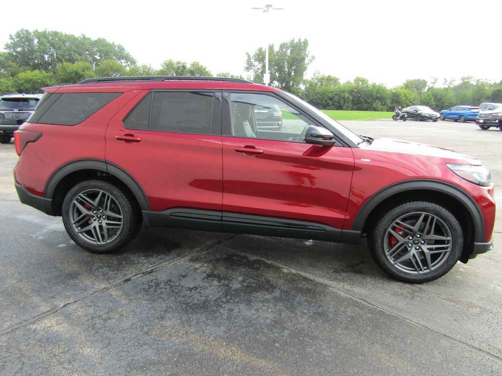 New 2027 Ford Explorer ST-Line w/ Premium Package AWD/4WD image 8