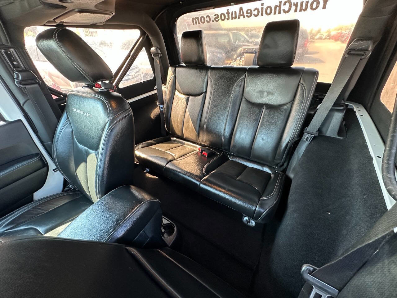 Used 2016 Jeep Wrangler Rubicon AWD/4WD image 15