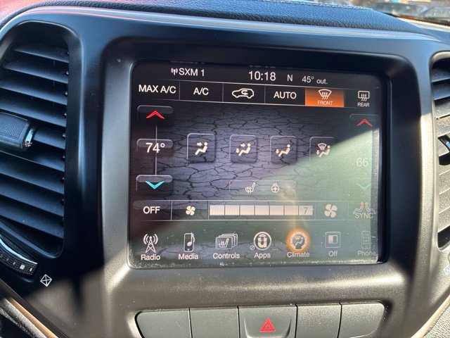 Used 2015 Jeep Cherokee Limited AWD/4WD image 32