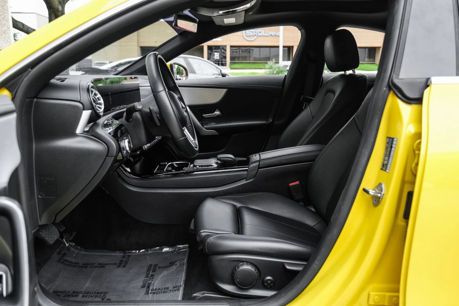 Used 2022 Mercedes-Benz CLA 250 image 3