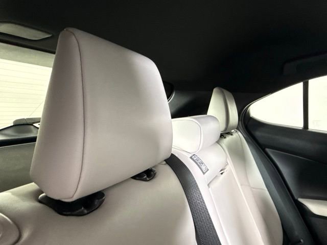 Used 2023 Lexus UX 250h FWD w/ Premium Package image 28