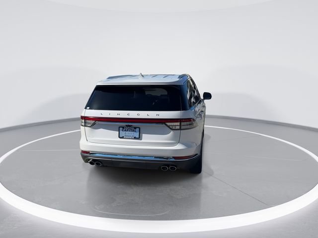 Used 2023 Lincoln Aviator Reserve w/ Equipment Group 201A image 6
