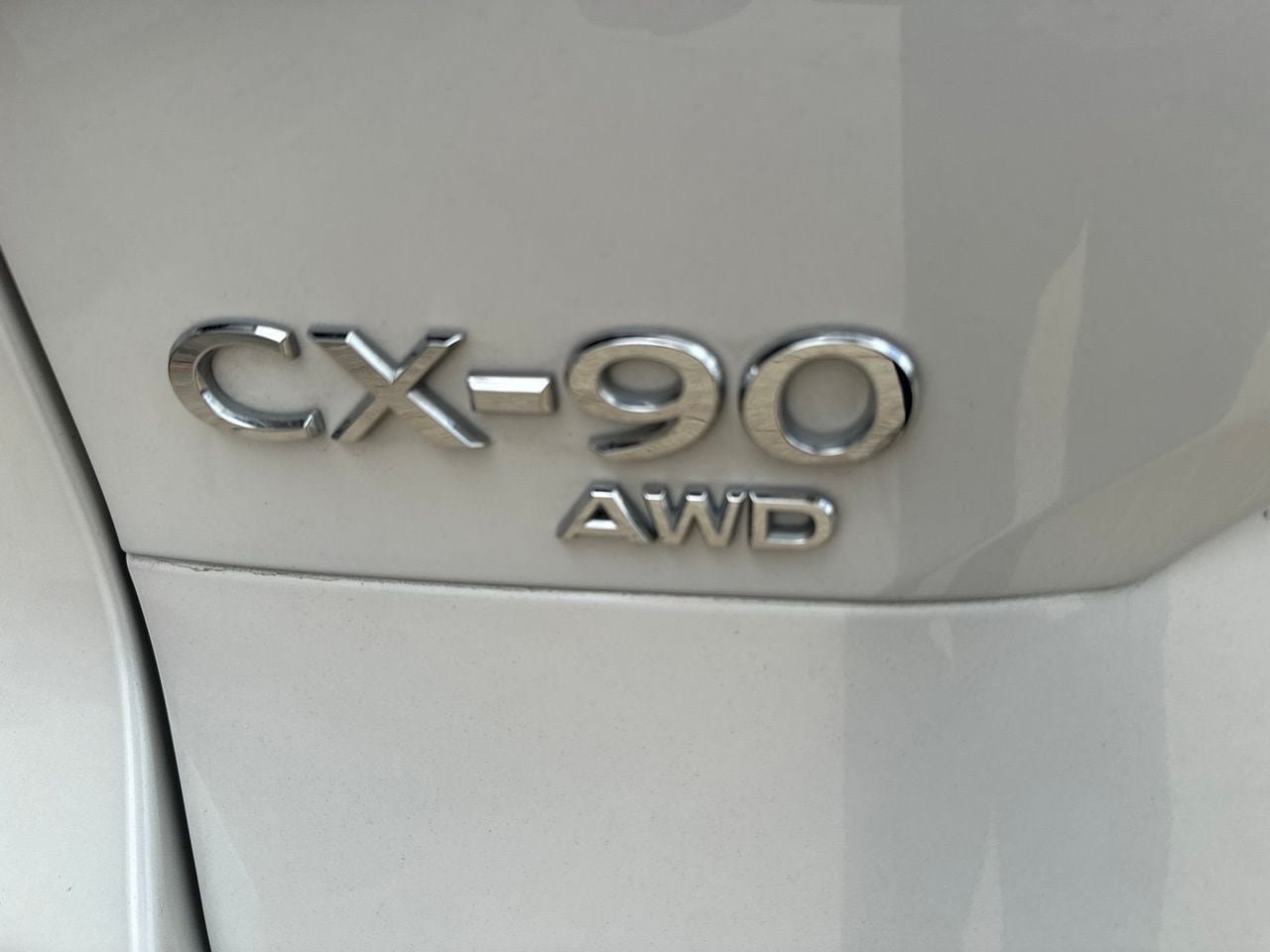 Used 2024 MAZDA CX-90 Plug-In Hybrid w/ Premium Plus AWD/4WD image 3