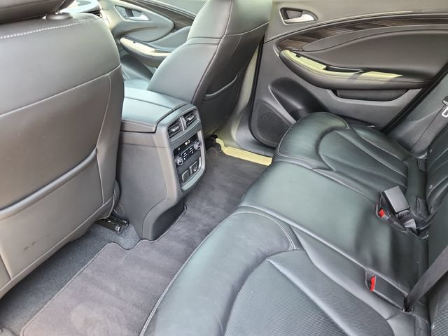 Used 2020 Buick Envision Essence FWD image 18