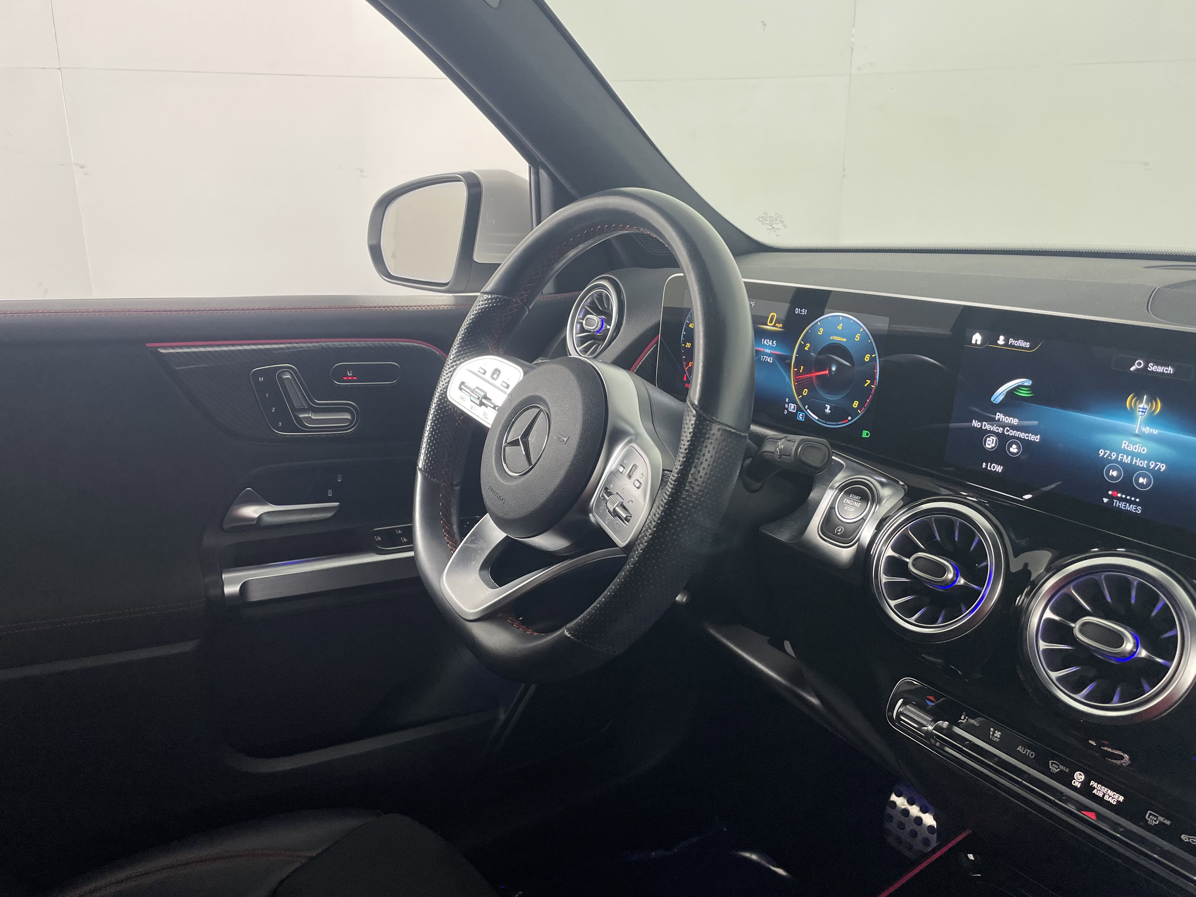 Certified 2021 Mercedes-Benz GLB 250 image 10