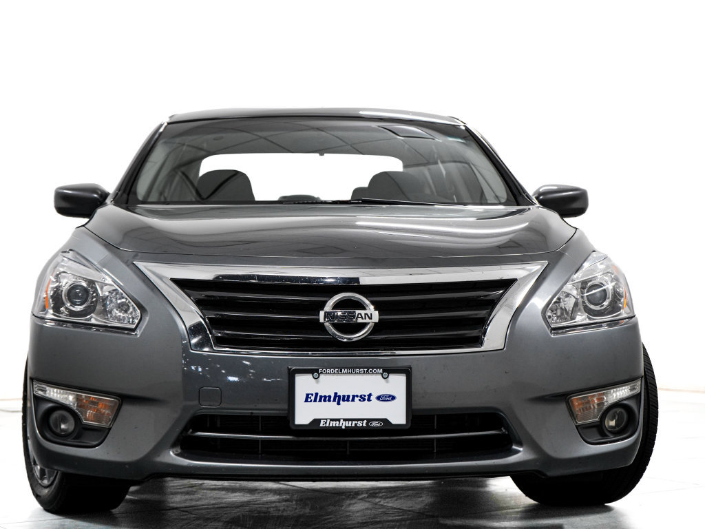 Used 2015 Nissan Altima 2.5 SV FWD image 3