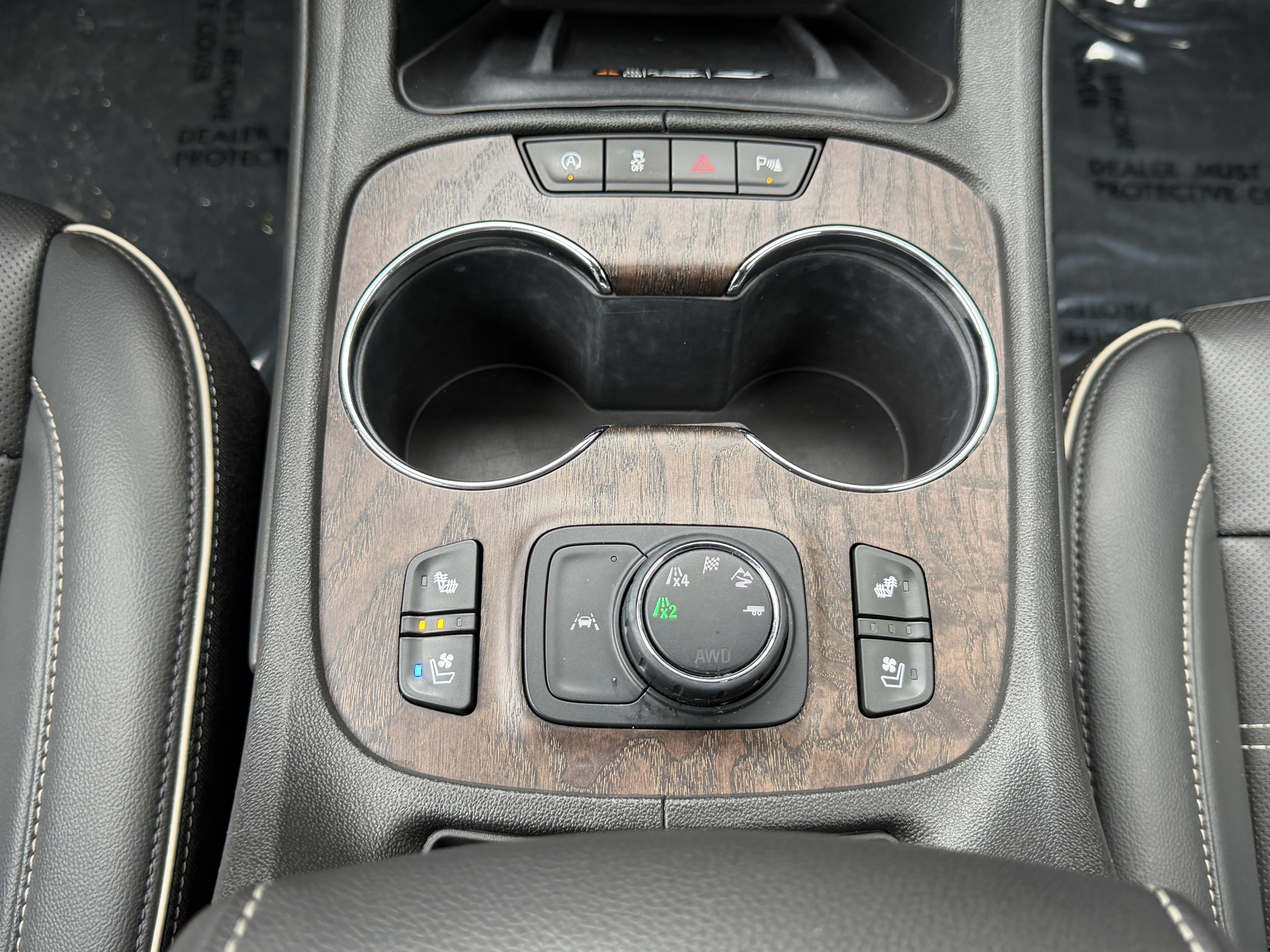 Used 2023 GMC Acadia Denali w/ Black Diamond Edition FWD image 26