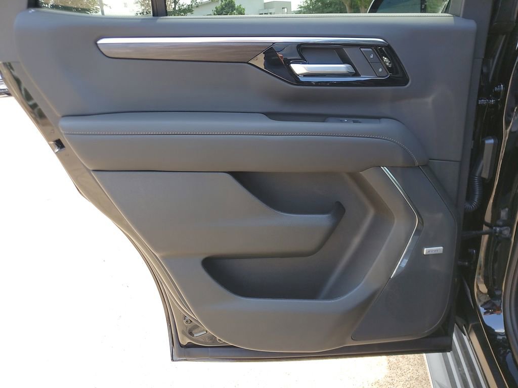New 2026 Chevrolet Tahoe LT w/ Comfort Package RWD image 15