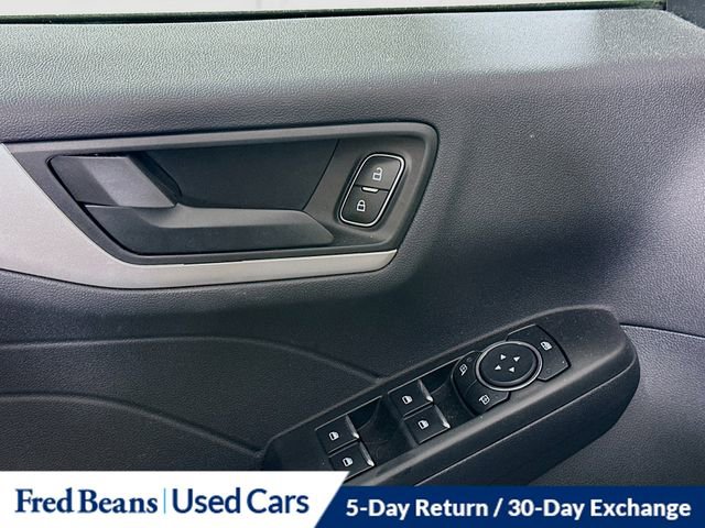 Used 2022 Ford Escape SE w/ Convenience Package image 19