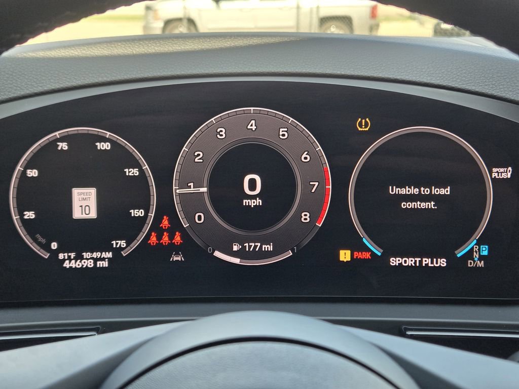 Used 2024 Porsche Cayenne Coupe image 21