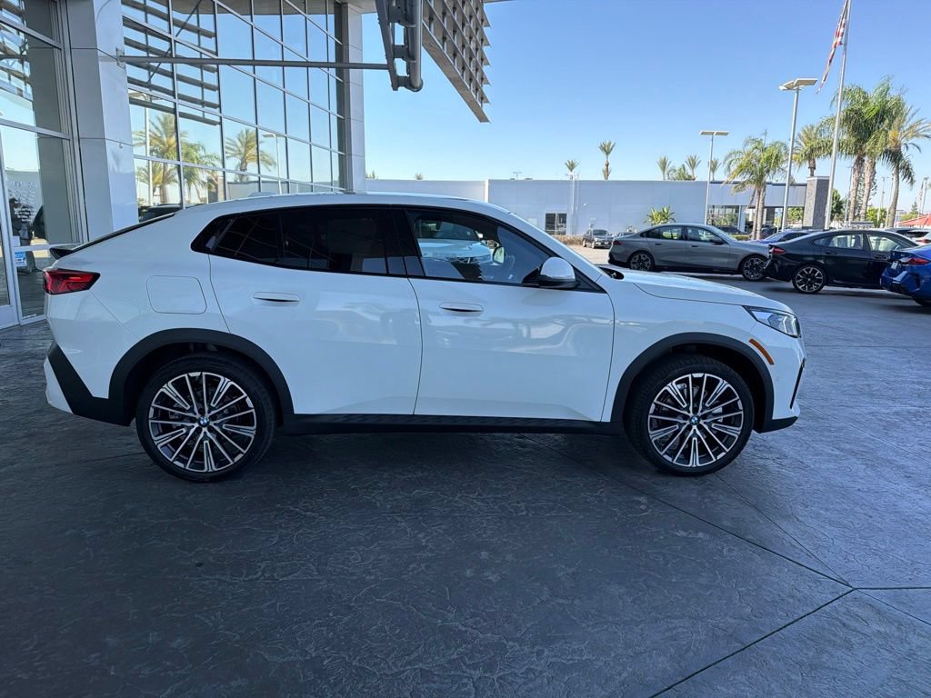 New 2026 BMW X2 xDrive28i w/ Convenience Package AWD/4WD image 3