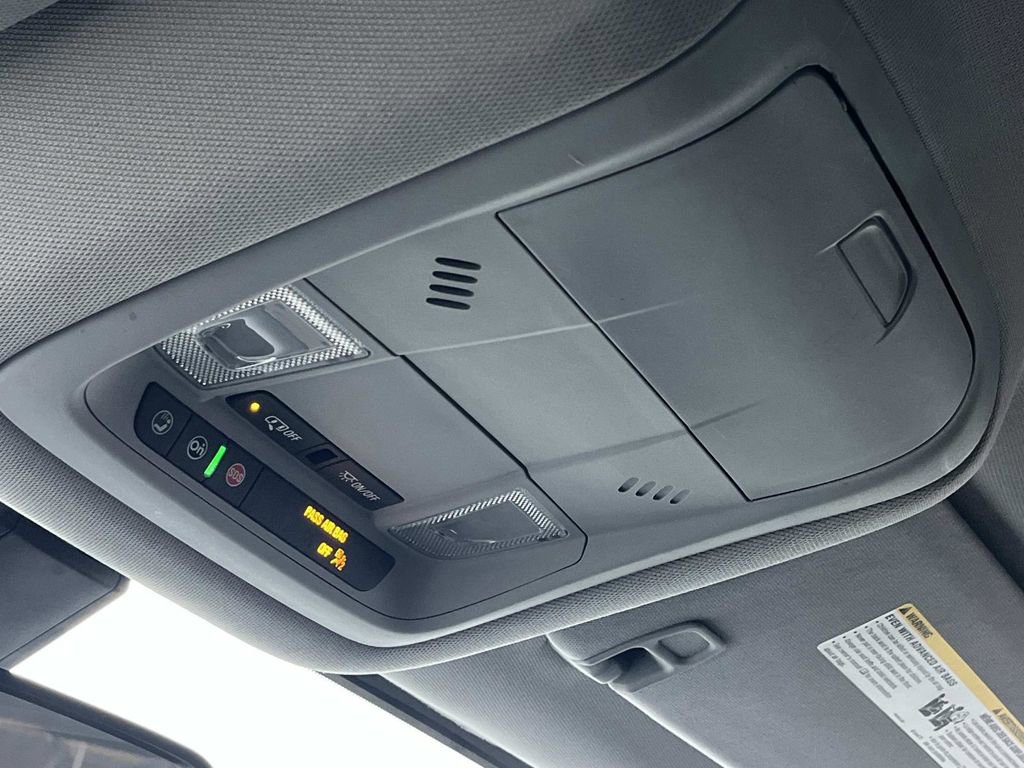 Used 2020 GMC Acadia SLE w/ Driver Convenience Package image 32