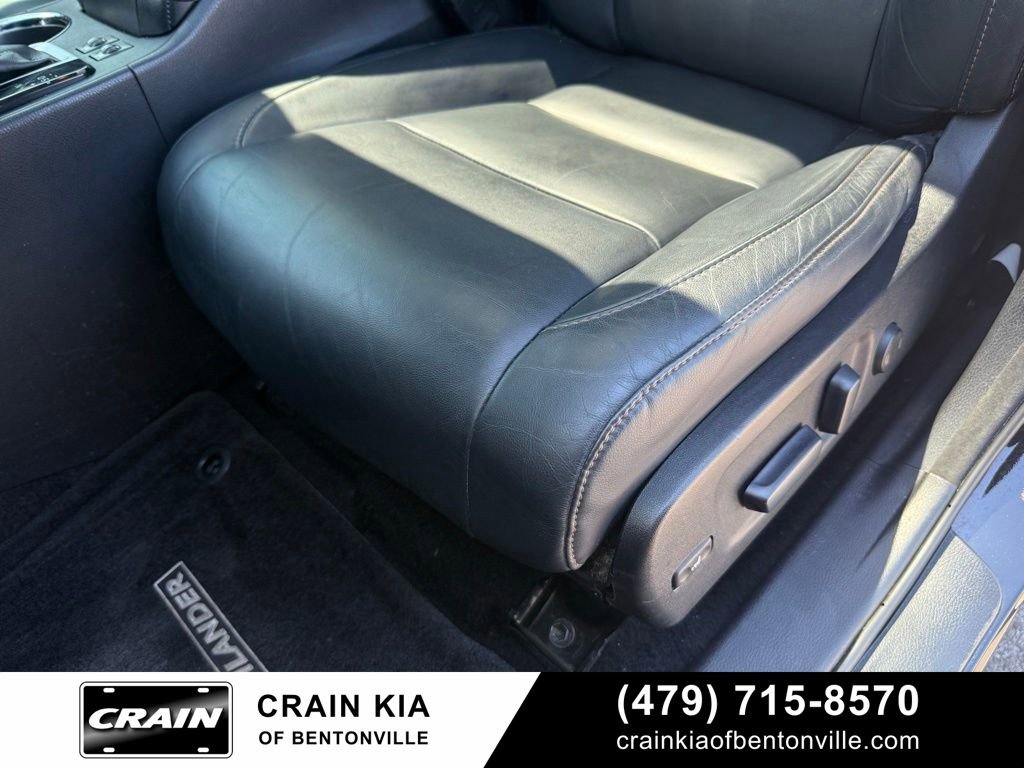 Used 2016 Toyota Highlander XLE FWD image 25
