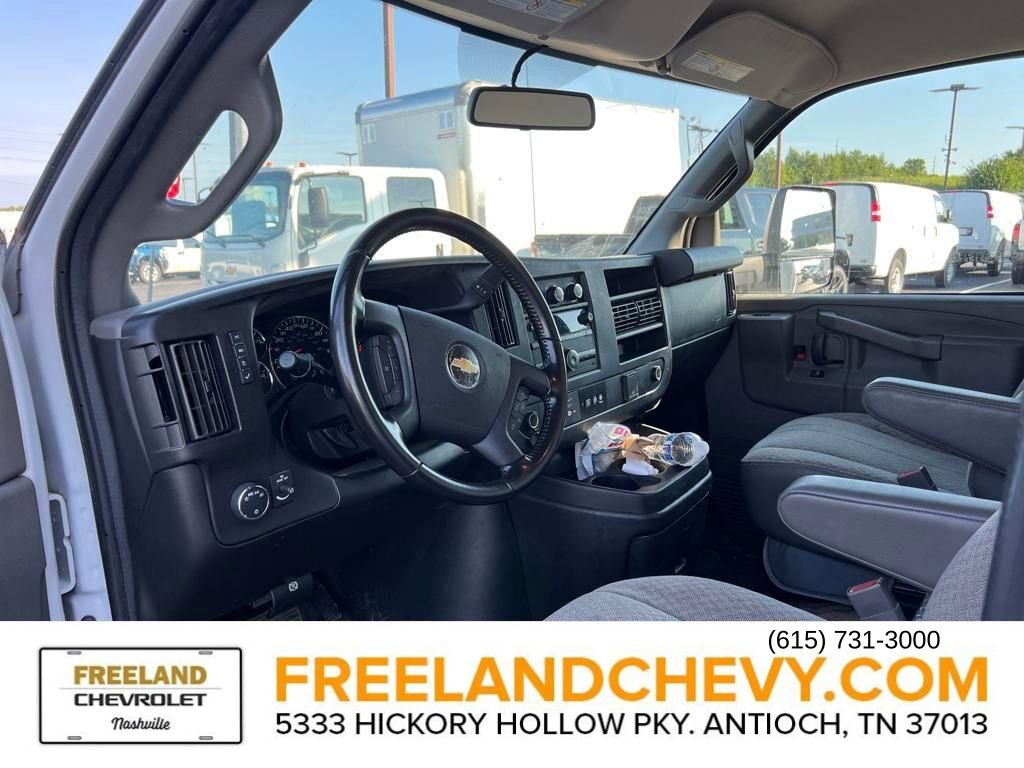 Used 2021 Chevrolet Express 4500 w/ Power Convenience Package image 24