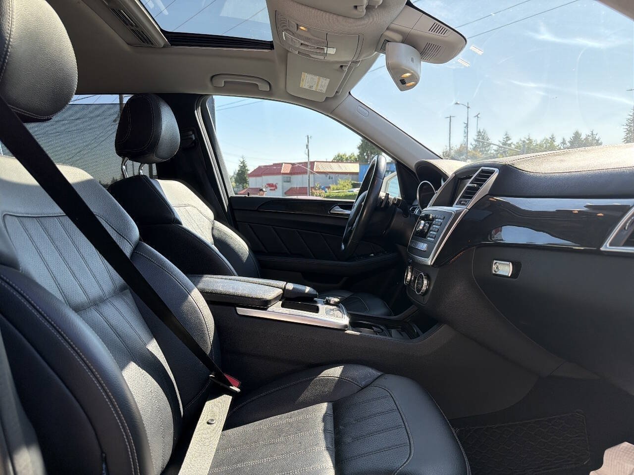 Used 2016 Mercedes-Benz GL 450 4MATIC image 14