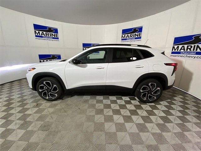 Certified 2026 Chevrolet Trax RS image 13