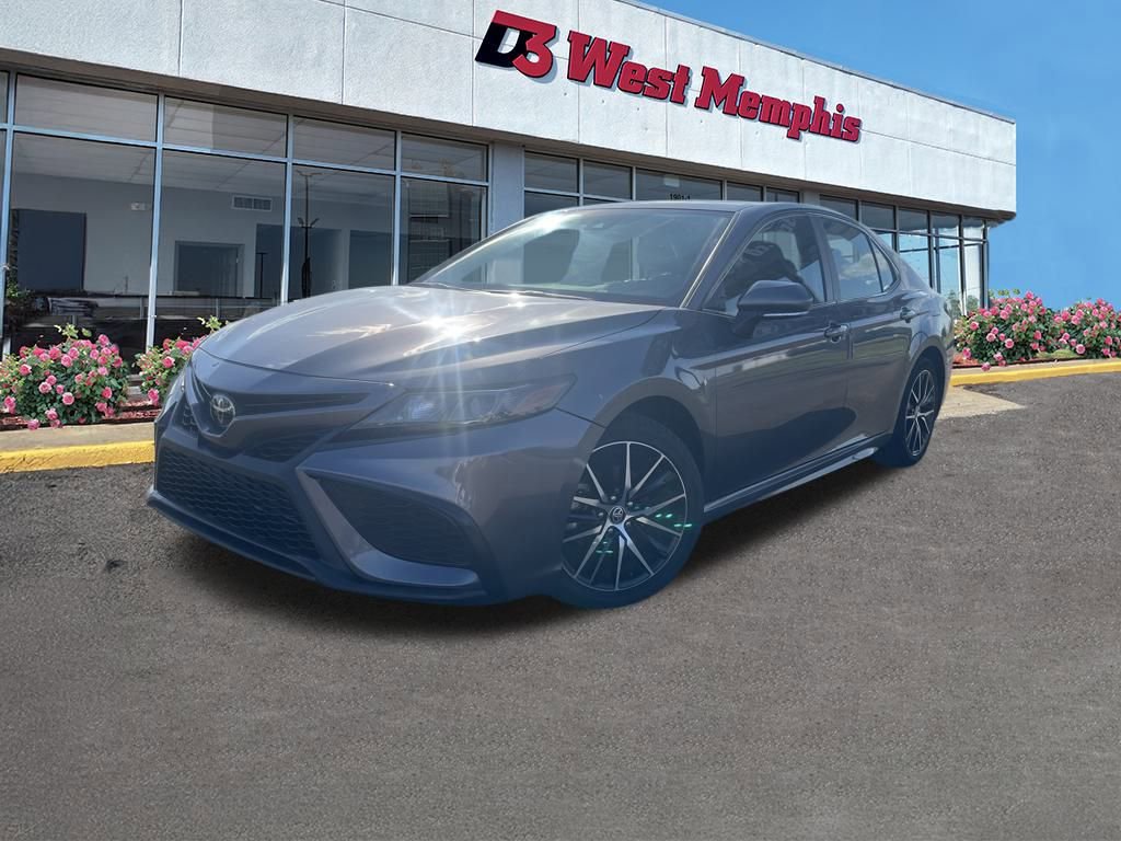 Used 2024 Toyota Camry SE